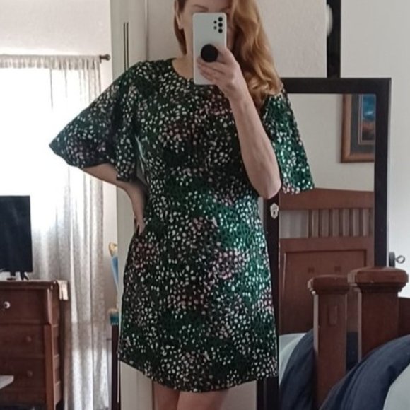 Topshop Dresses & Skirts - Topshop Green Multi Floral Ditsy Tea Dress